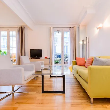 Apart Montmartre Batignolles Париж