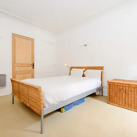 Apart Montmartre Batignolles Апартаменты *